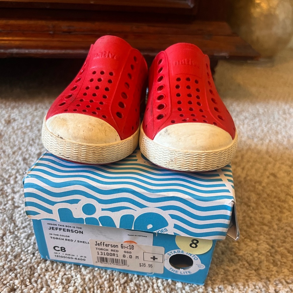 Native Jefferson’s red size 8